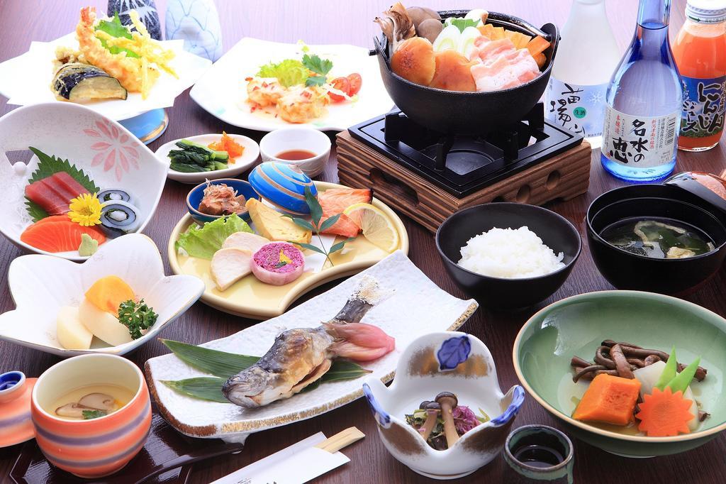Hotel Shinano Sou Tsunan Esterno foto